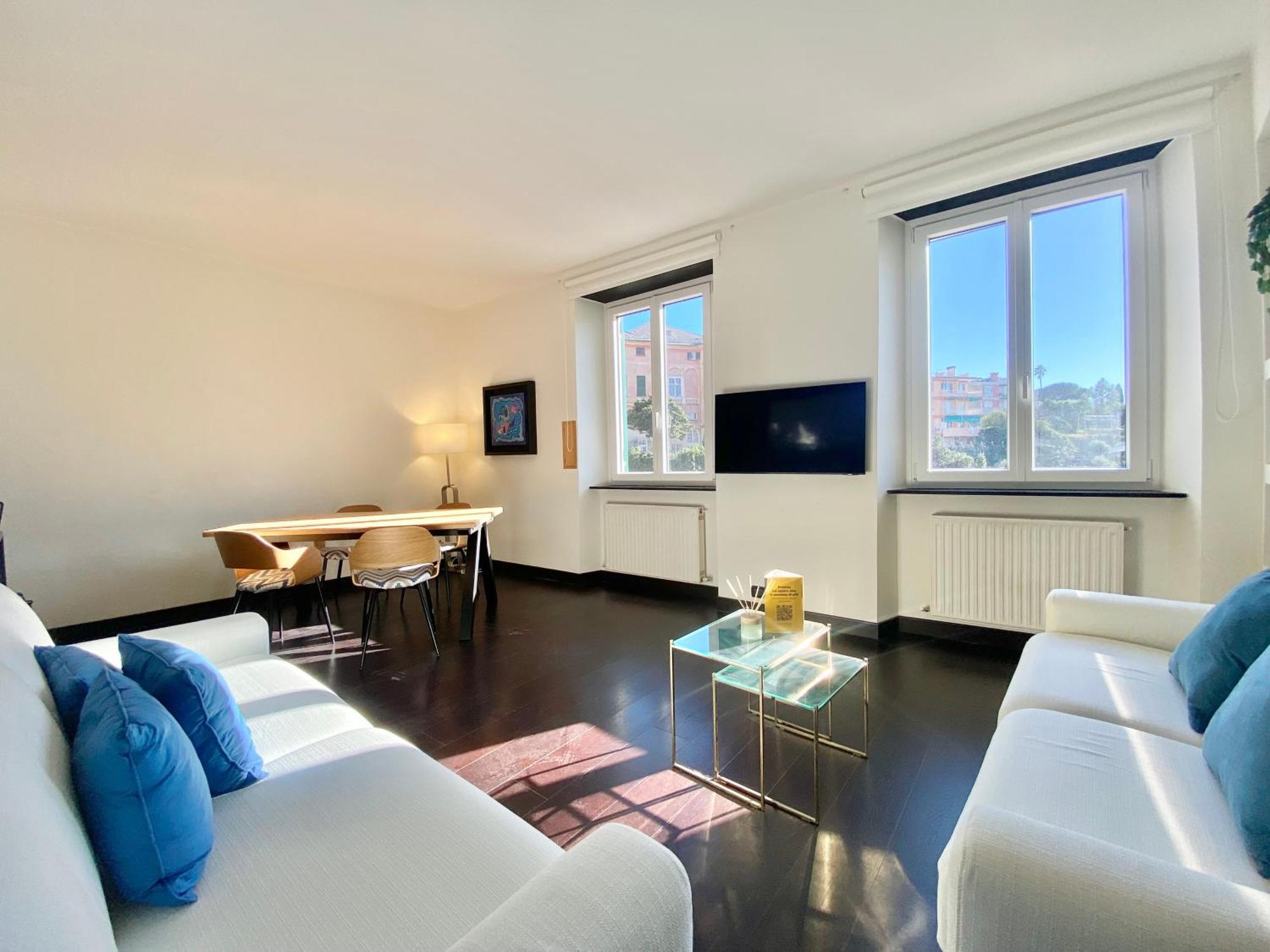 Casaviva - Modern Lively Trilo In Nervi Apartment